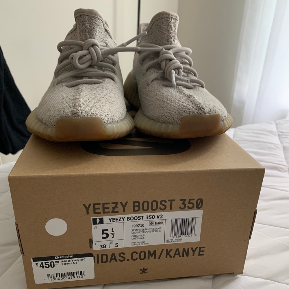 Yeezy boost 350 V2 Sesame size 5.5